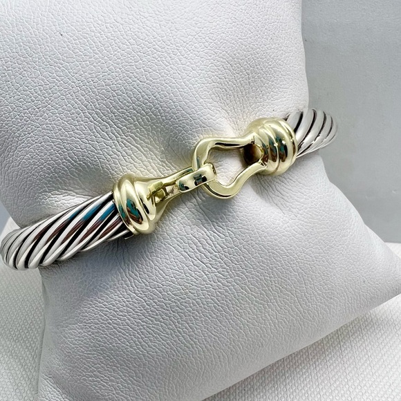 David Yurman 7mm Cable Gold Buckle Bracelet - Picture 10 of 16